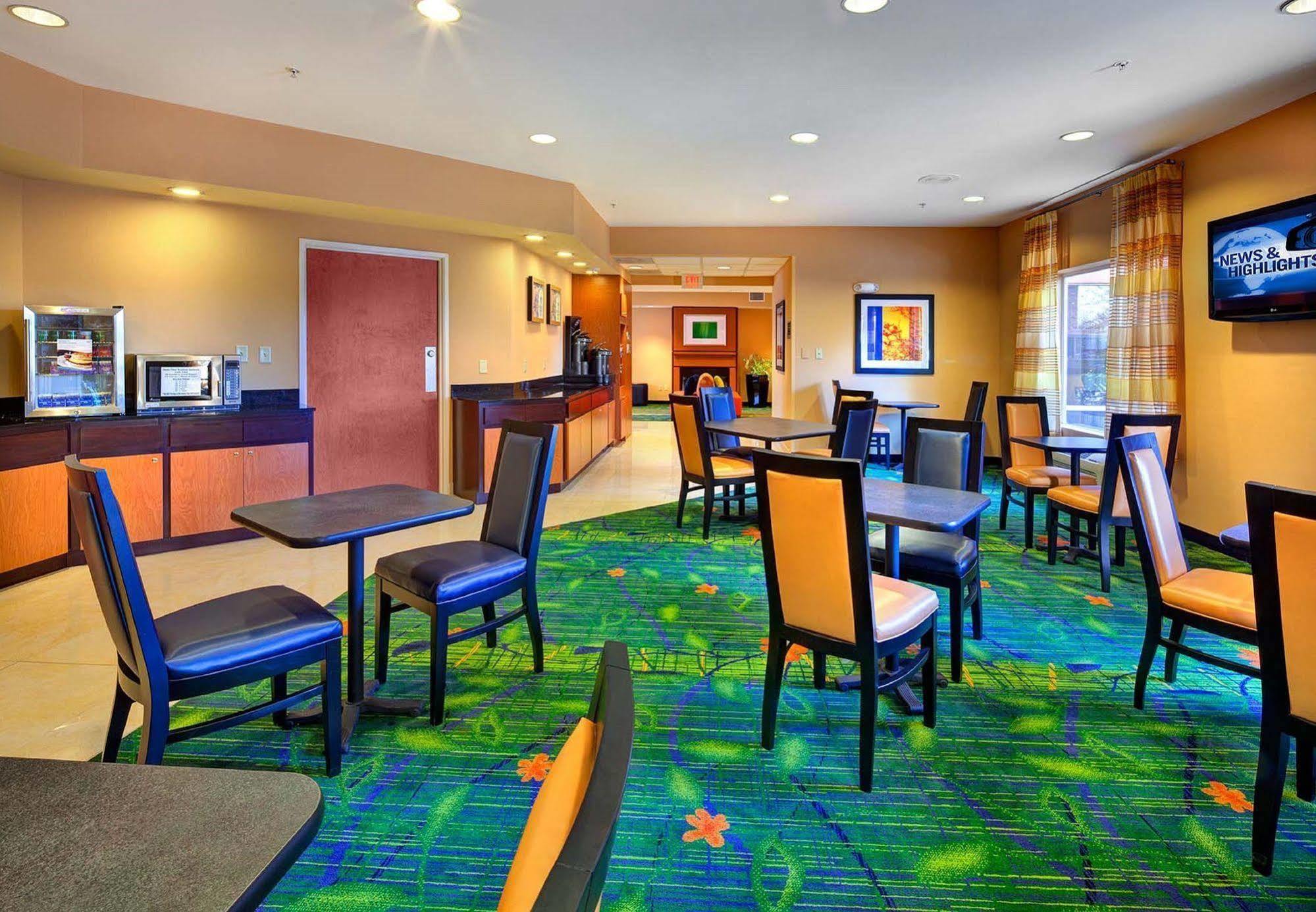 Fairfield Inn & Suites By Marriott Окала Екстер'єр фото